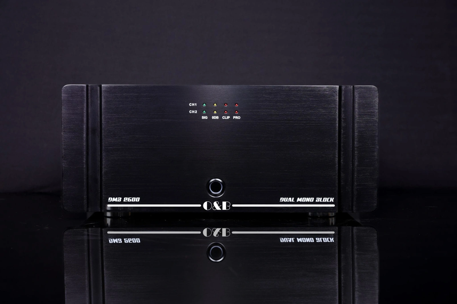 O&B DMB2600 Dual Monoblock Power Amplifier